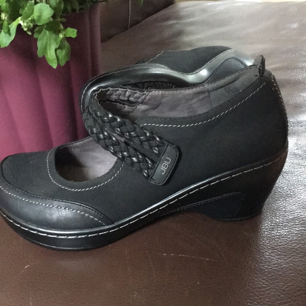 JBU memory foam shoes